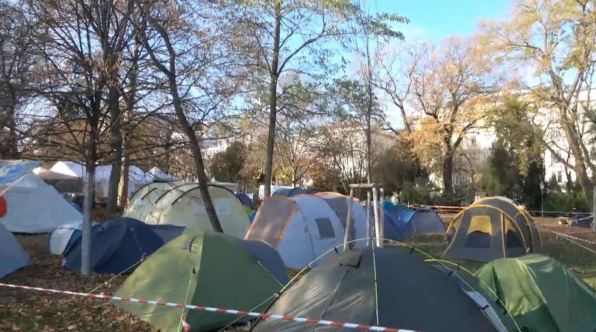 143. Protest camp in Vienna