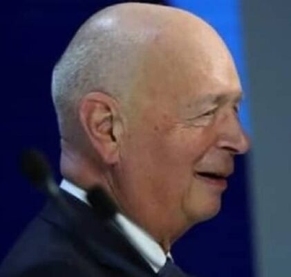 304. Die Königin ist tot, lang lebe der König!