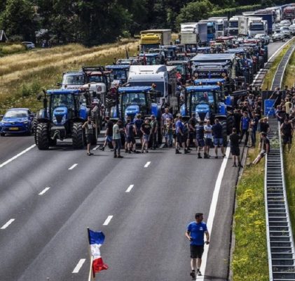 299. Niederländische Bauern protestieren