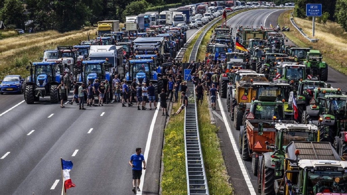 299. Niederländische Bauern protestieren