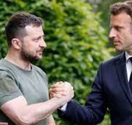 326. The Polish President spoke to the wrong Macron