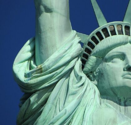 383. Die Agonie eines großen Imperiums