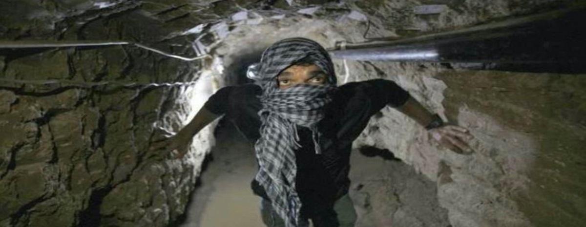 575. A tunnel in Gaza