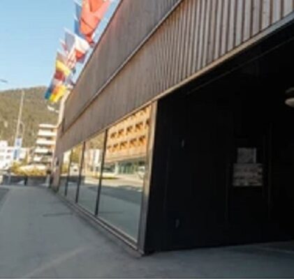 639. Szczęśliwy, gdyż niczego nie posiadam