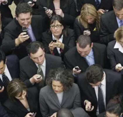 761. Homo conformare