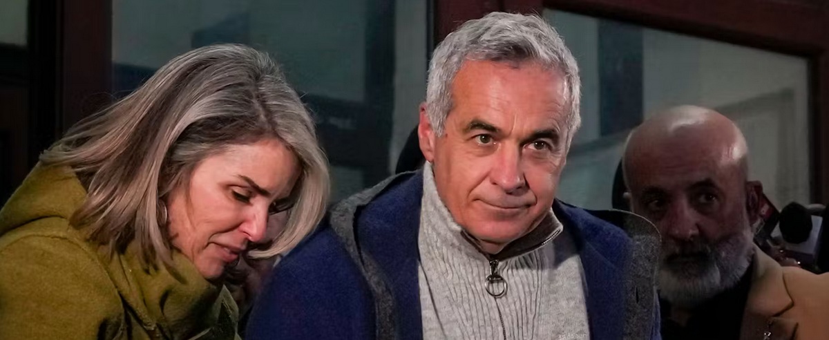 879. A bumpy road to Romanian democracy