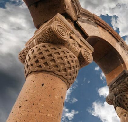 1252. Rabunek dziedzictwa światowego